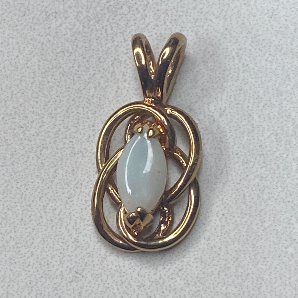 Yellow Gold Vermeil Opal Pendant Sterling‎ Silver